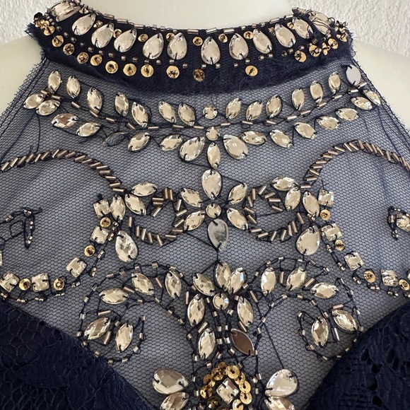 B Darlin Navy Lace Maxi Prom Dress NWOT - Picture 3 of 8